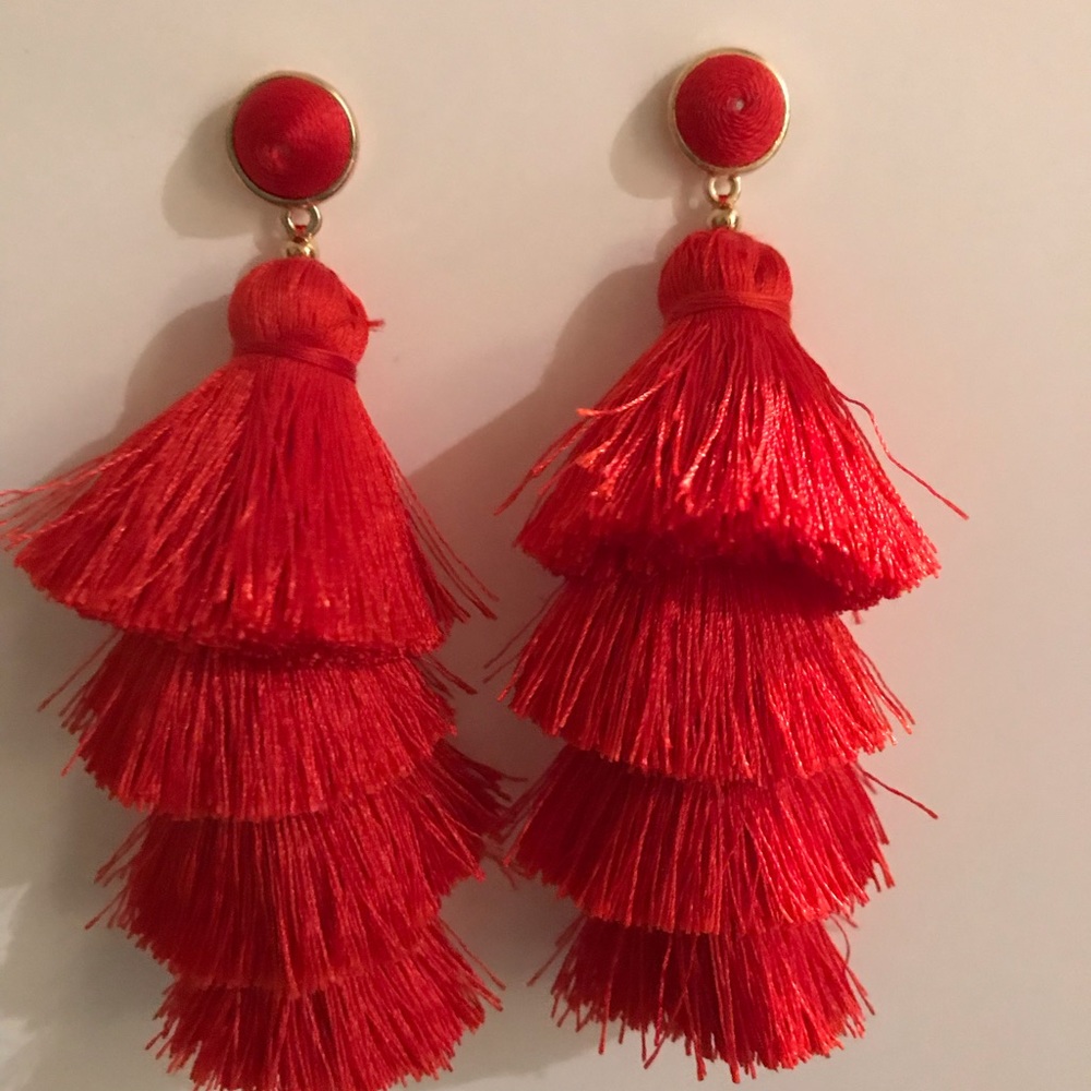 RED FRINGED MULTI-LAYERED EARRINGS